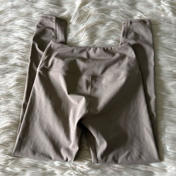 Savvi Cypress Legging in Taupe - Picture 3 of 9